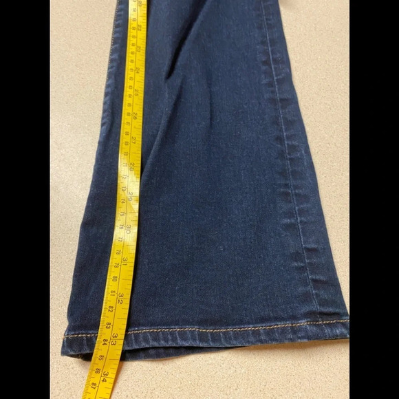 Lucky Brand Leyla Boot Jean - Picture 7 of 9